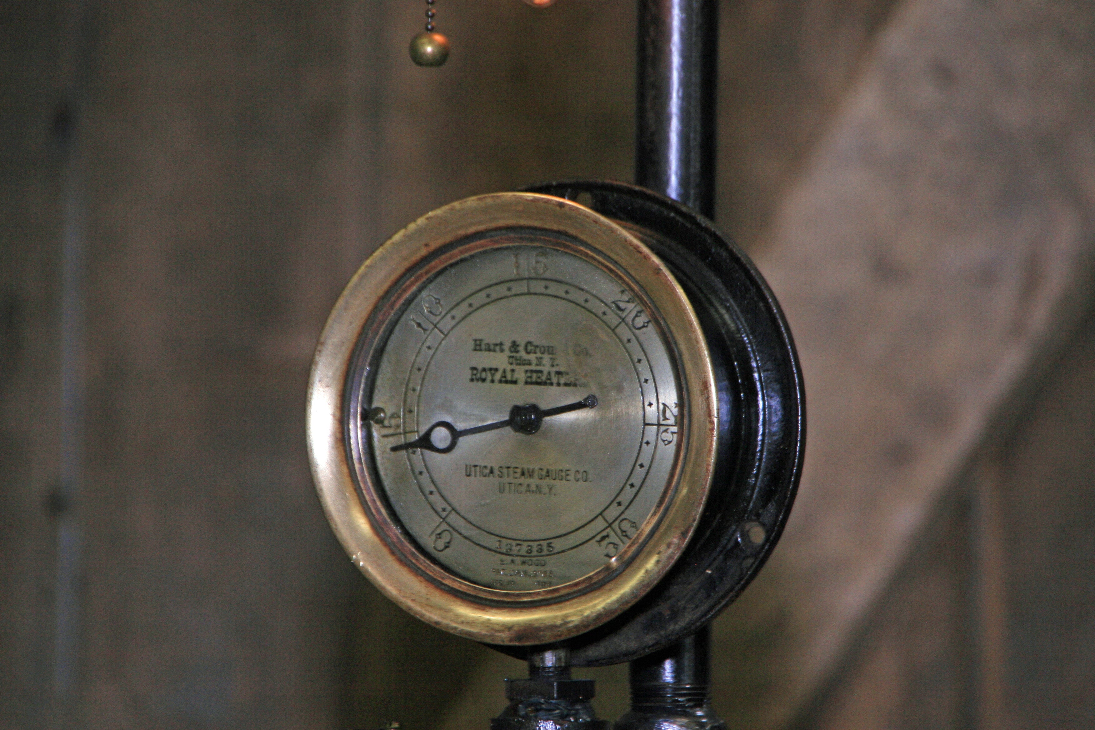 Steampunk Industrial Lamp / Antique Utica NY Steam Gauge / Gear / Lamp #2716