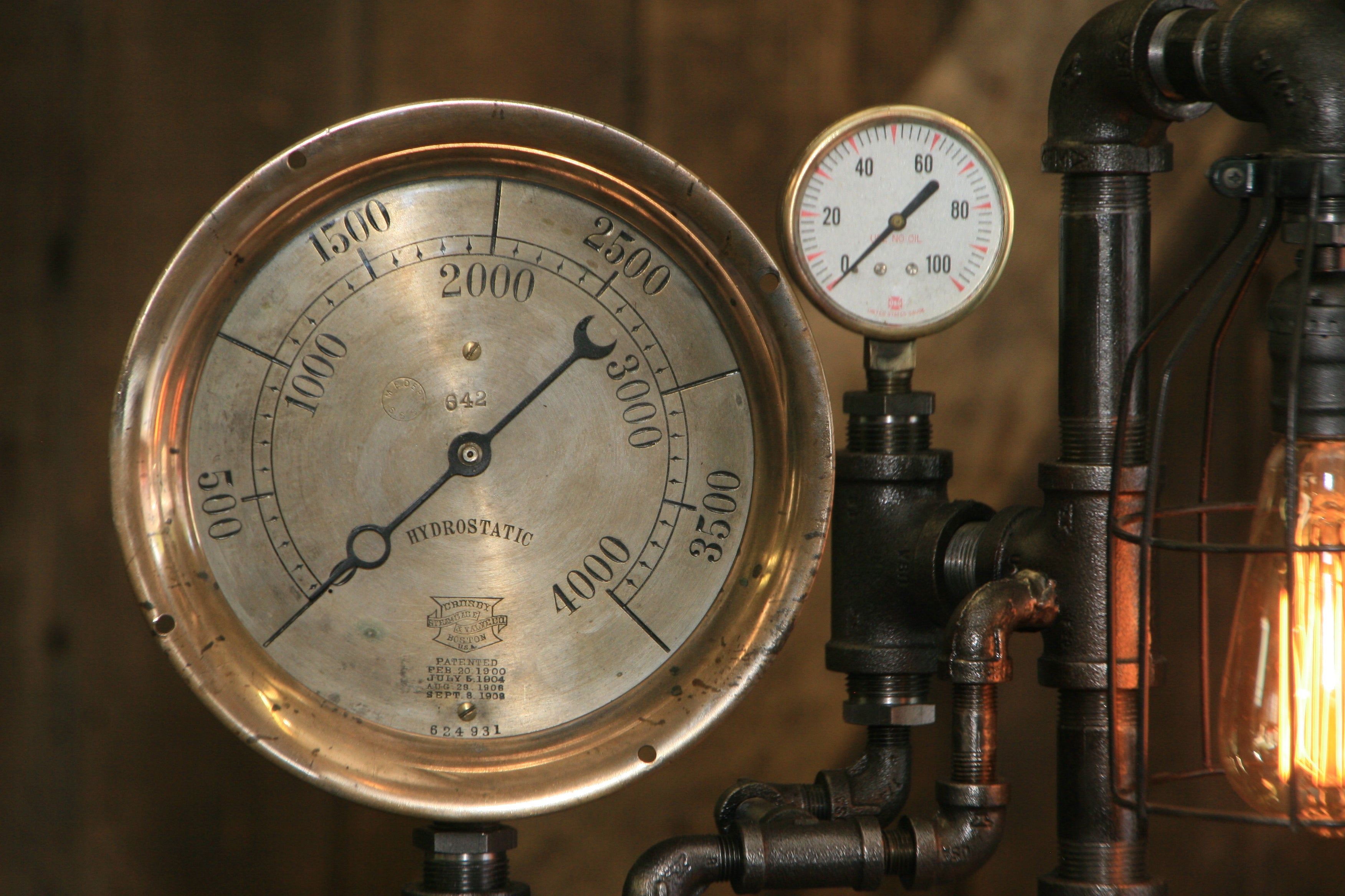 Steampunk Industrial / 8" Steam Gauge / Gear  / Gear Base / Lamp #2560